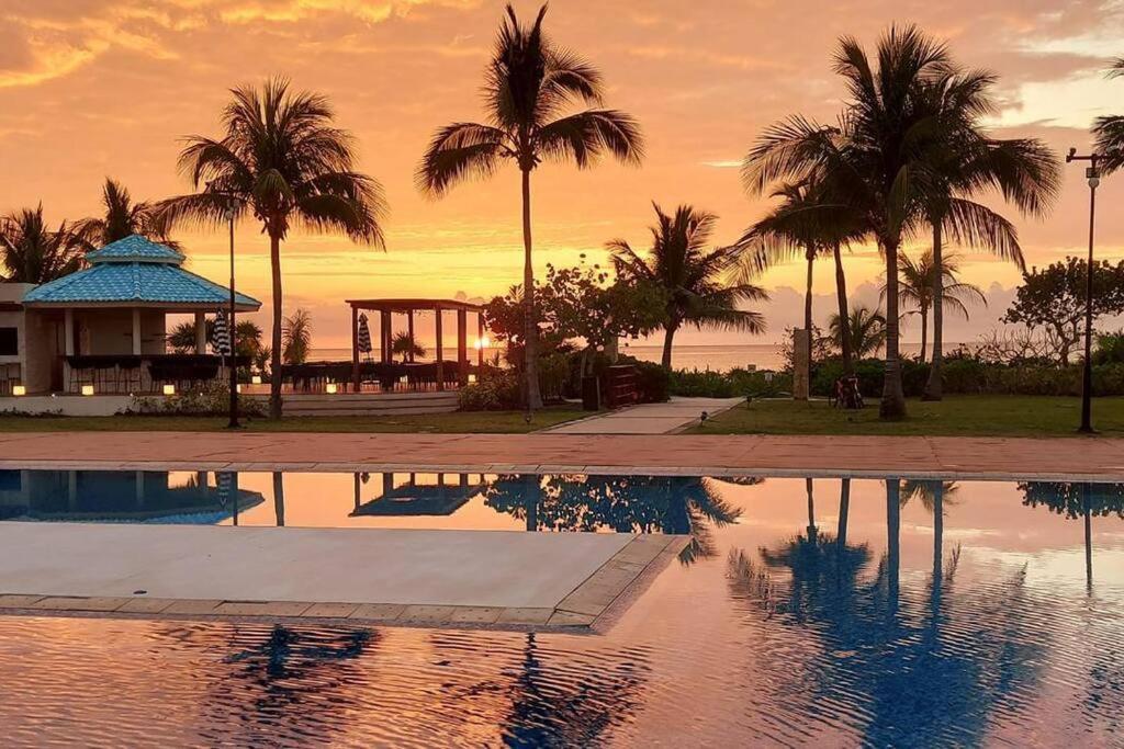 Mareazul Beachfront Apartment 2Br Private Pool Casa Ancora Playa del Carmen Dış mekan fotoğraf