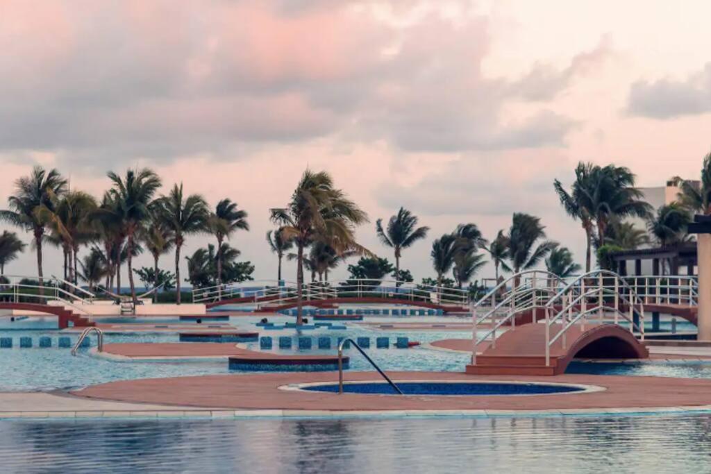 Mareazul Beachfront Apartment 2Br Private Pool Casa Ancora Playa del Carmen Dış mekan fotoğraf